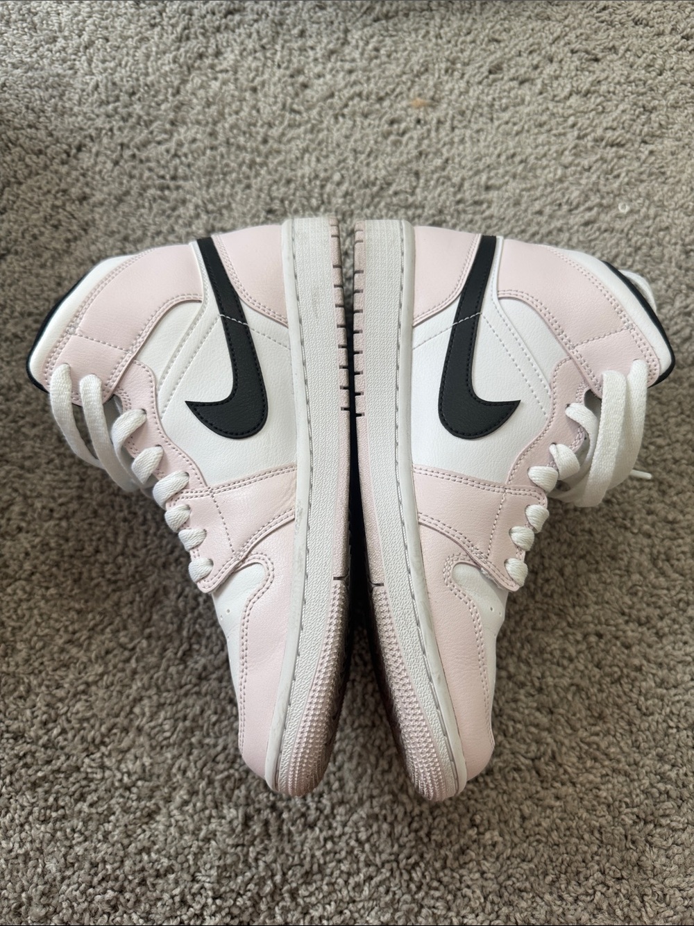 Jordan 1 Womens Mid - Picture 4 of 6